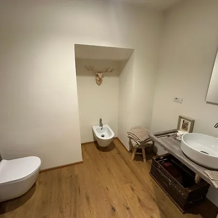 Nellali Holiday home
