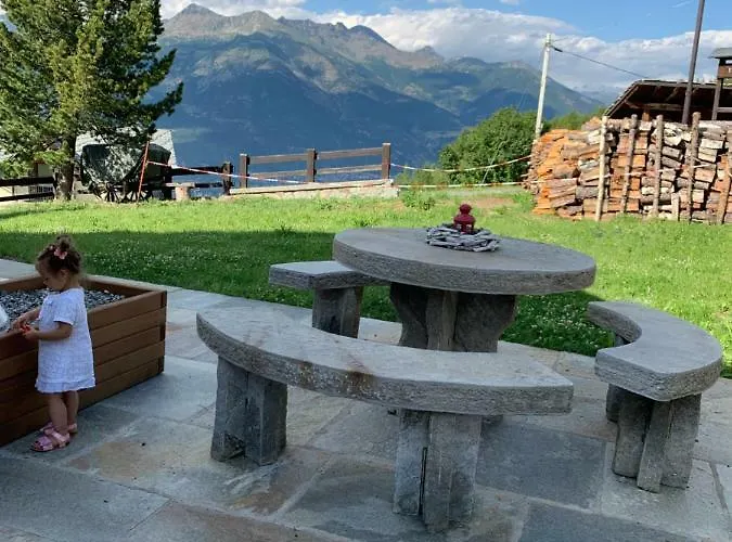 Holiday home Nellali Gressan